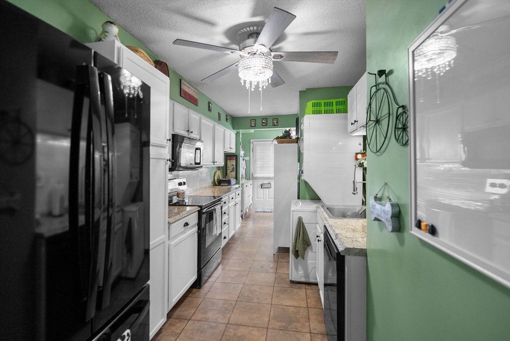 75 Outer Dr # 75