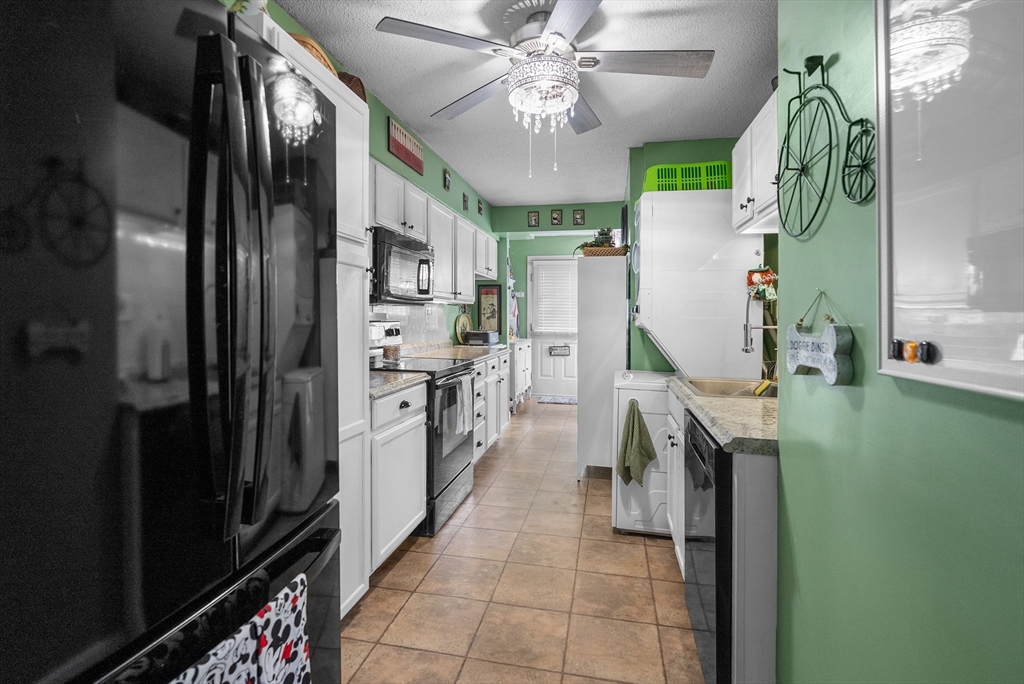 75 Outer Dr # 75