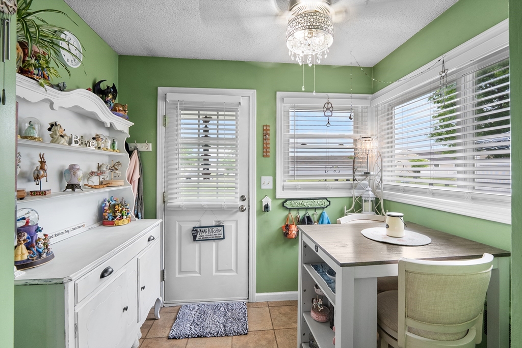 75 Outer Dr # 75