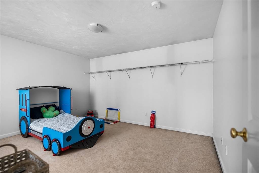 107 Meadow Ln # 107