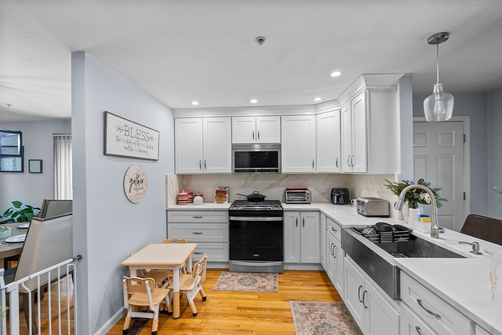 107 Meadow Ln # 107