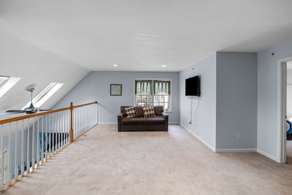 107 Meadow Ln # 107
