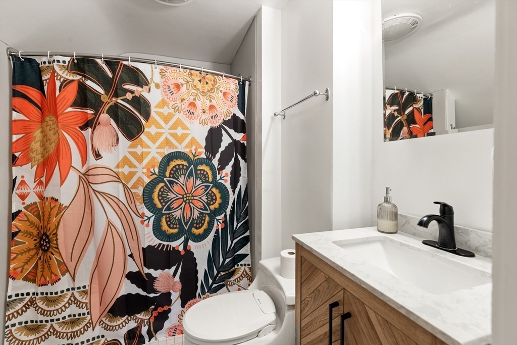 16 Dudley St # 2