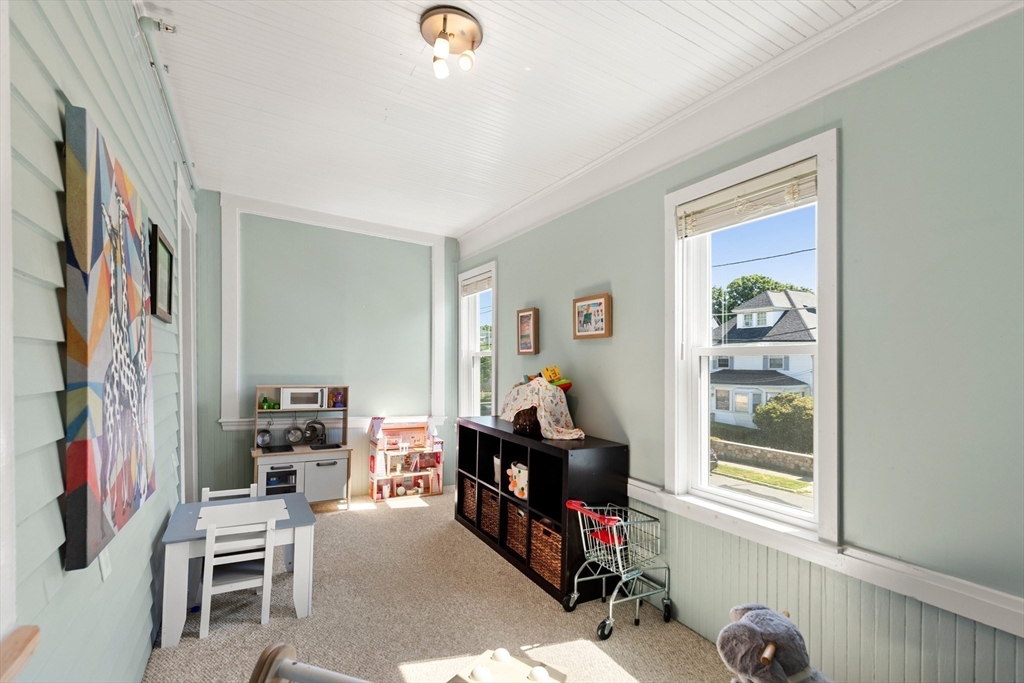 16 Dudley St # 2