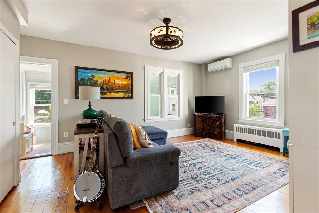 16 Dudley St # 2