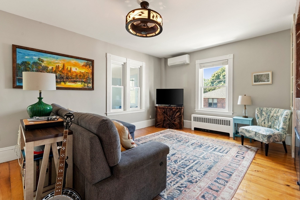 16 Dudley St # 2