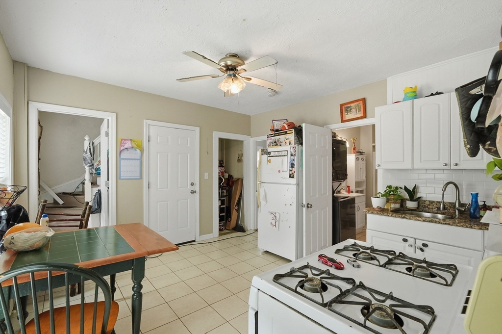 152-154 Reed St