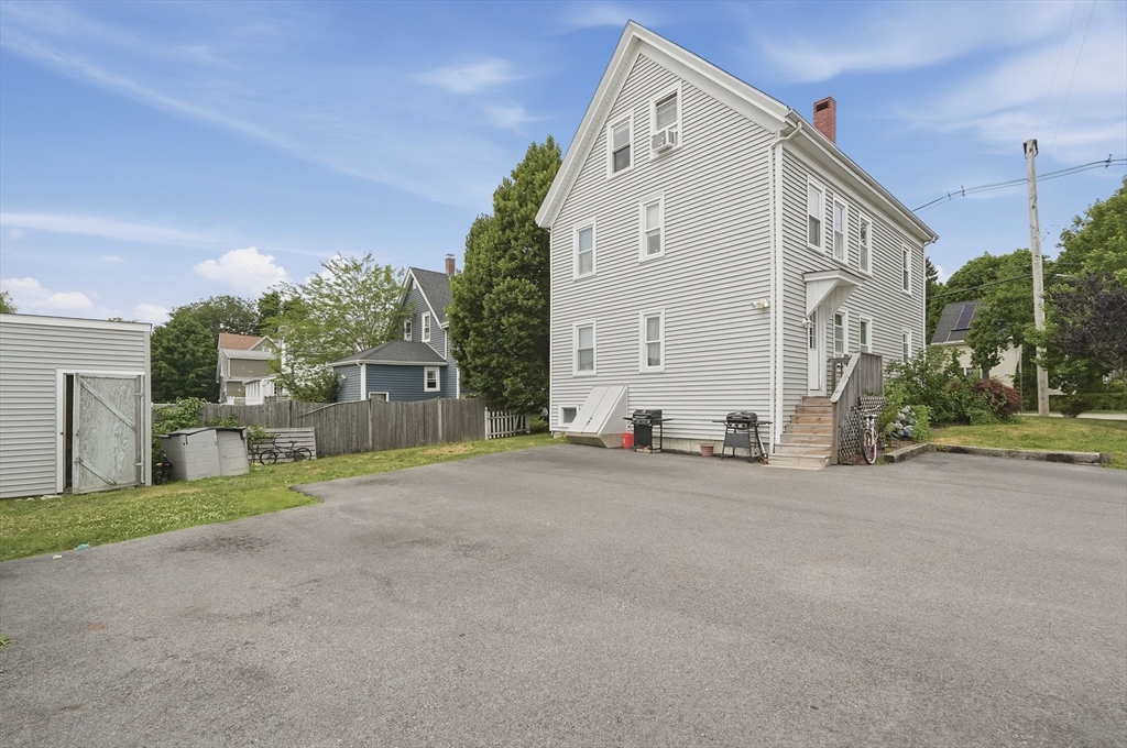 152-154 Reed St