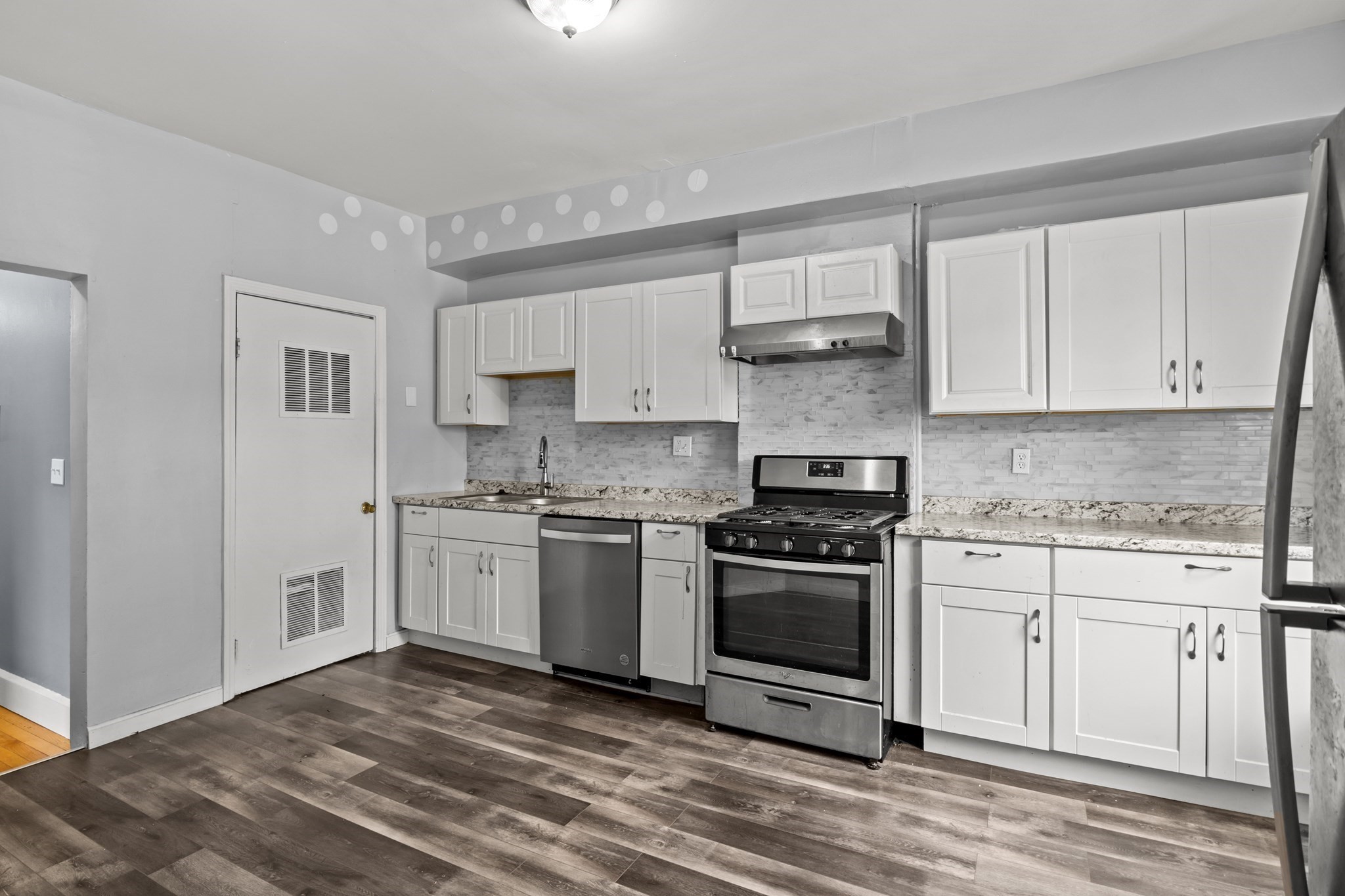 26 Alpine St # 2