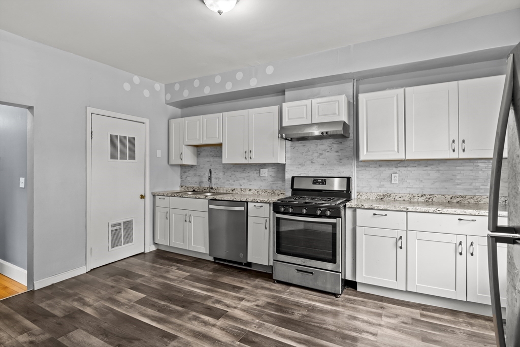 26 Alpine St # 2