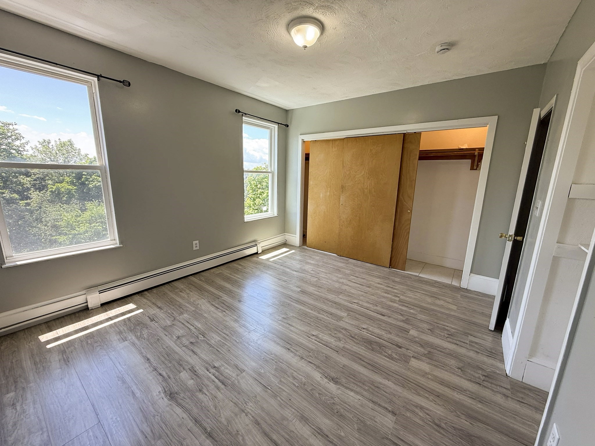 26 Alpine St # 3