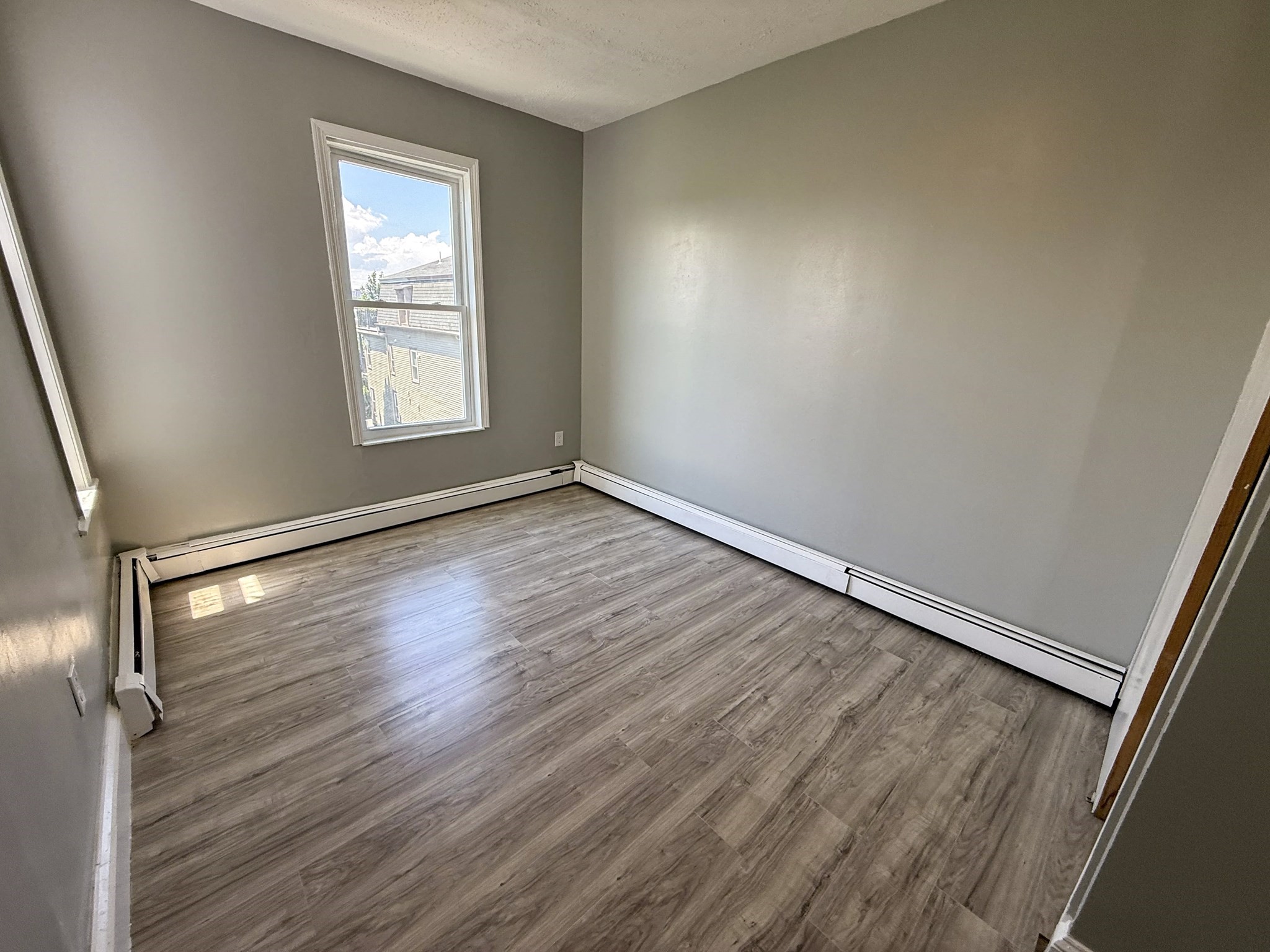 26 Alpine St # 3