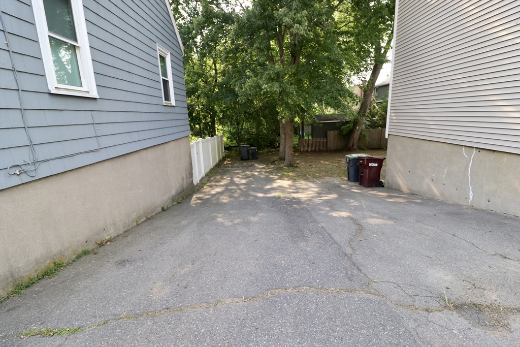 329 Bridge St