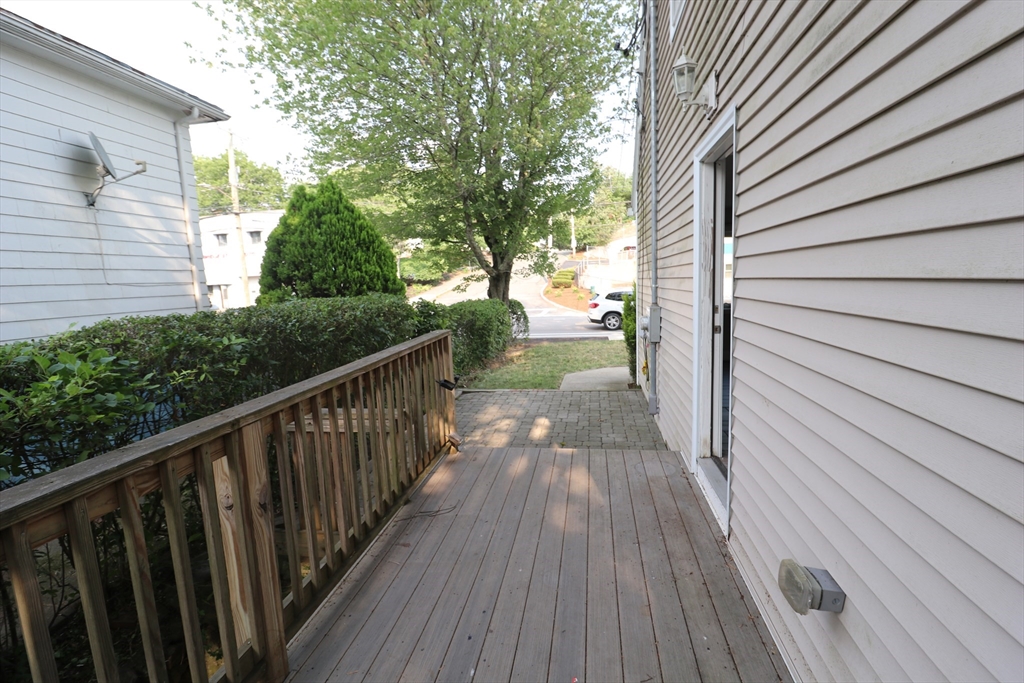 329 Bridge St