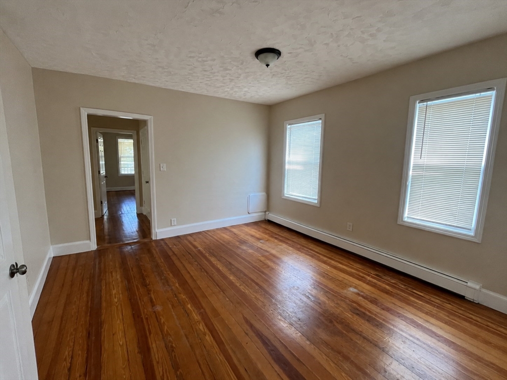 12 Crowell St # 2