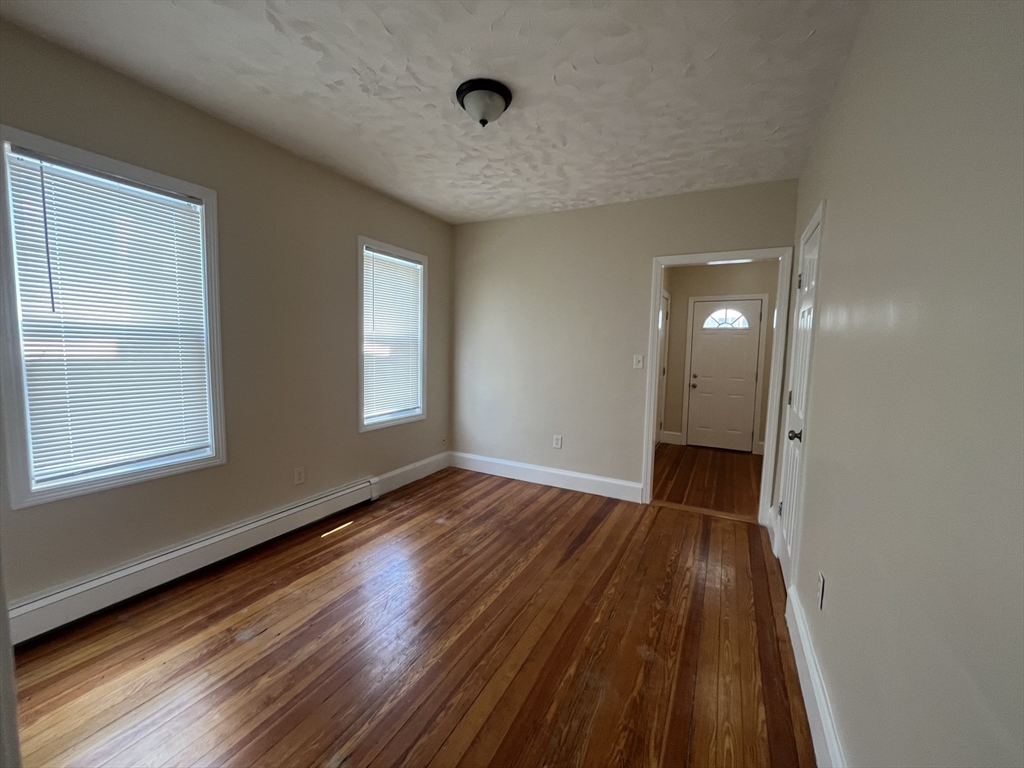 12 Crowell St # 2
