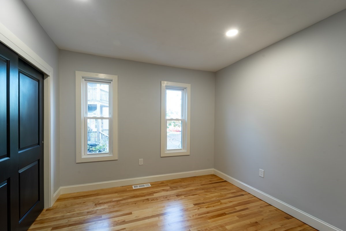 72 Florence St # 1