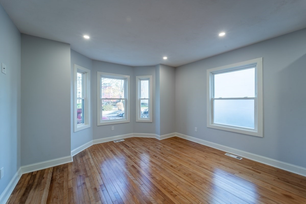 72 Florence St # 1