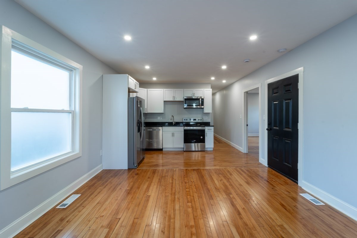 72 Florence St # 1