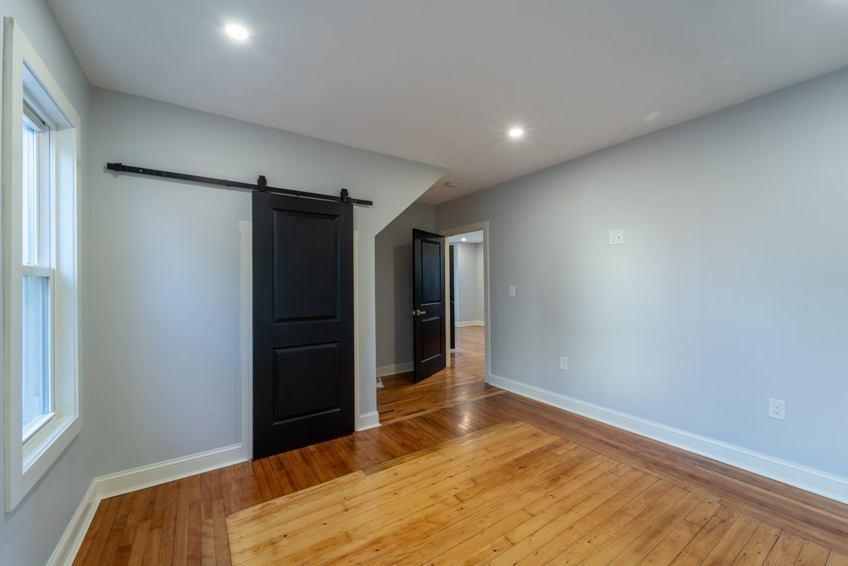 72 Florence St # 1