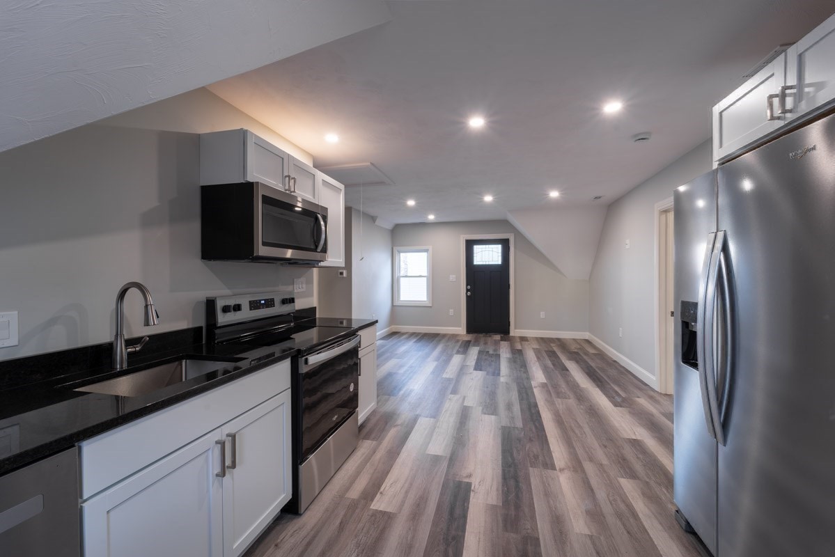 72 Florence St # 2