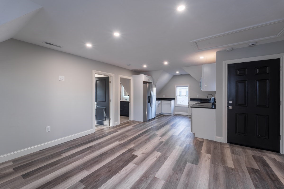 72 Florence St # 2