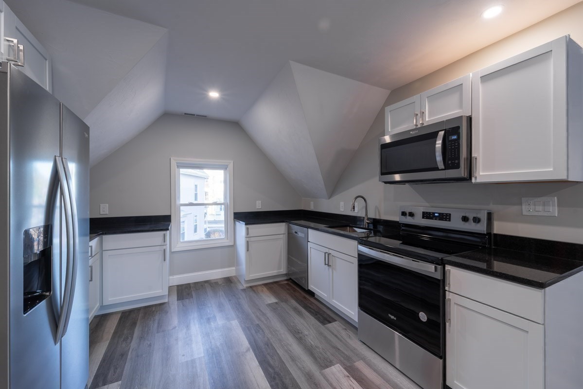 72 Florence St # 2
