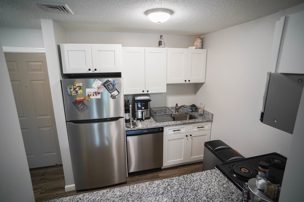 450 Somerset Ave # 509