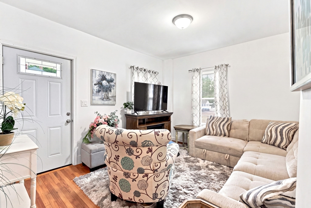 78 Parker St