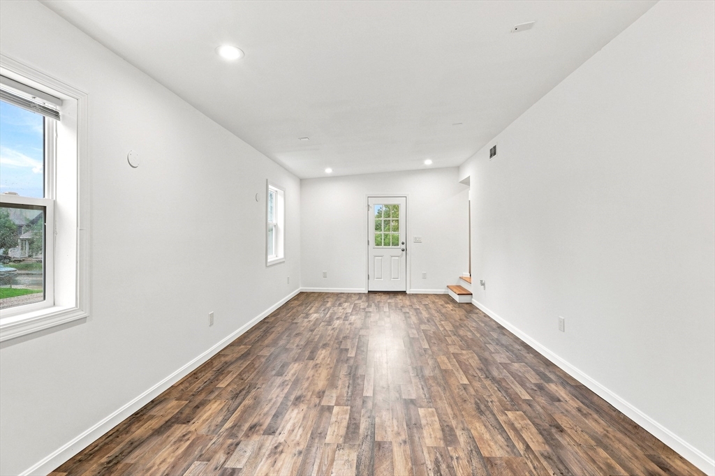 78 Parker St