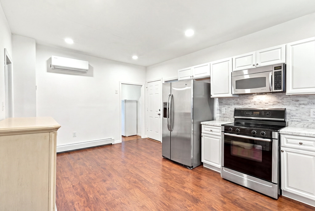 78 Parker St