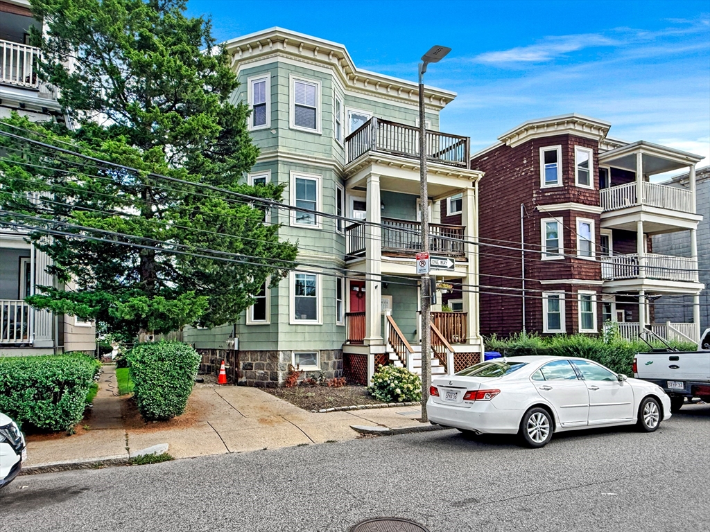 9 Odonnell Sq # 3
