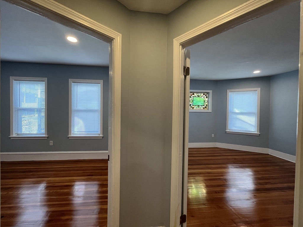 9 Nightingale St # 2
