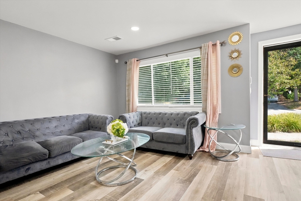 14 Pineview Terrace