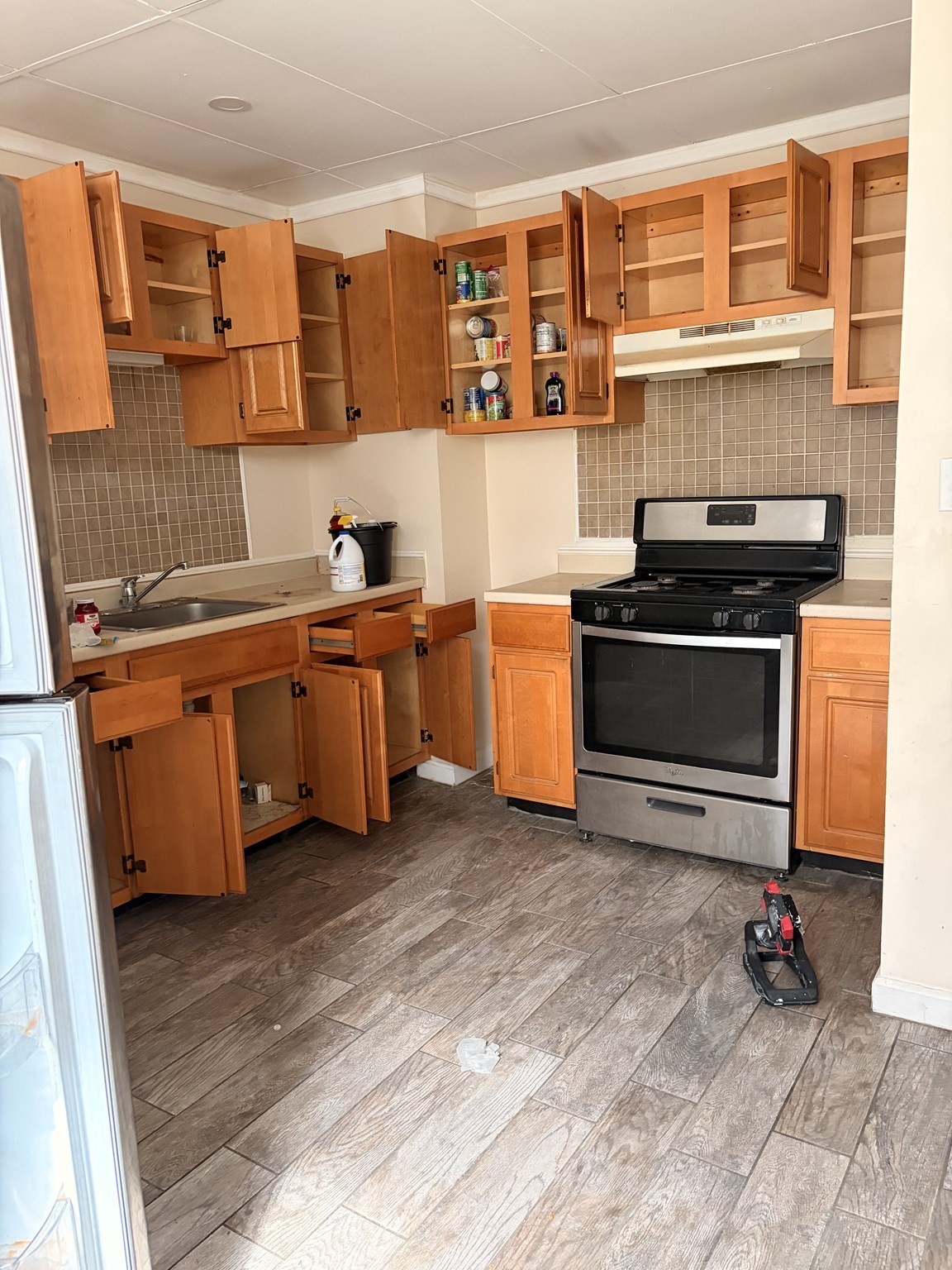 28 Aspinwall Rd # 2
