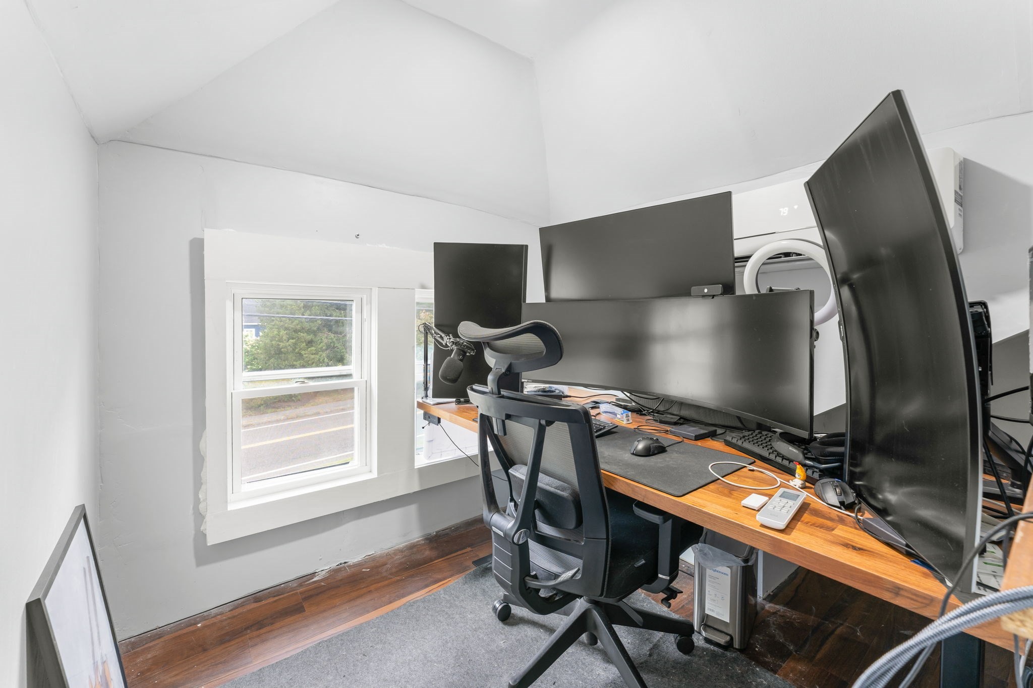 225 Page St