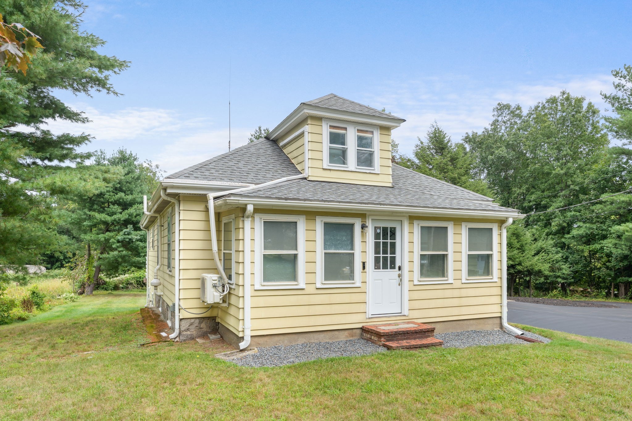 225 Page St