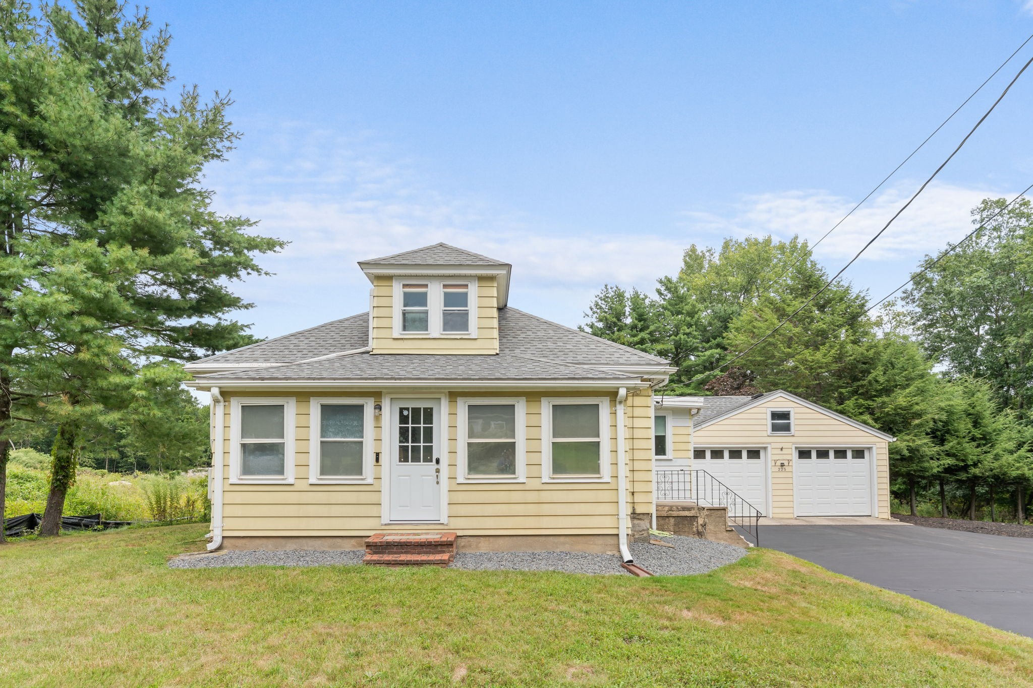 225 Page St