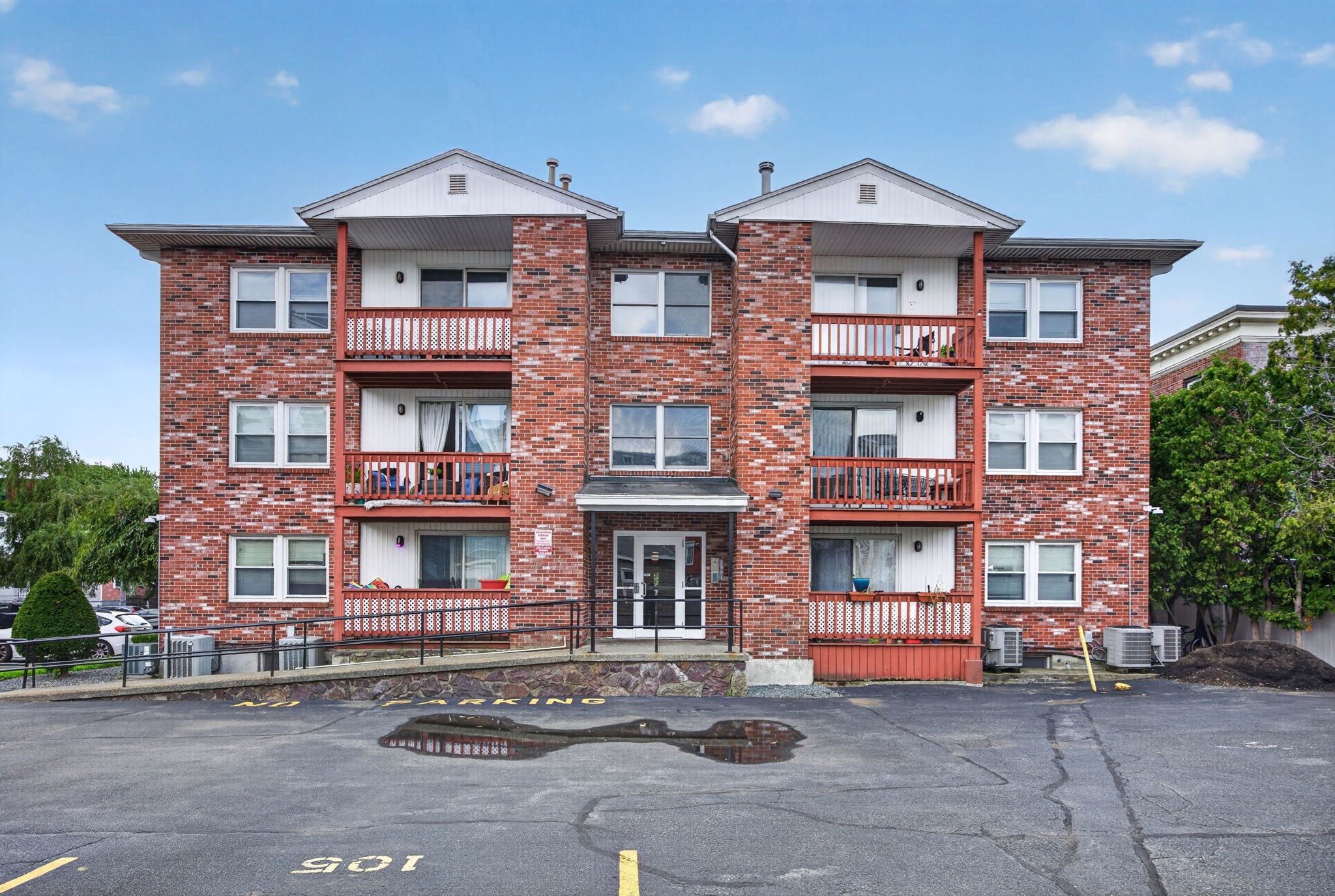 204 Washington St # 304
