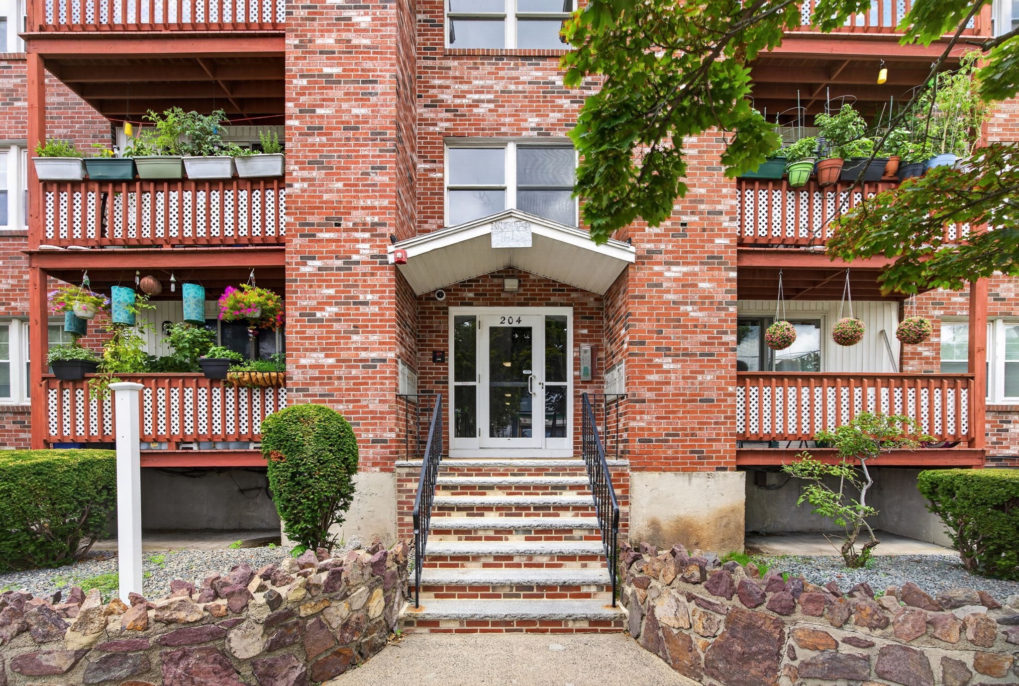 204 Washington St # 304