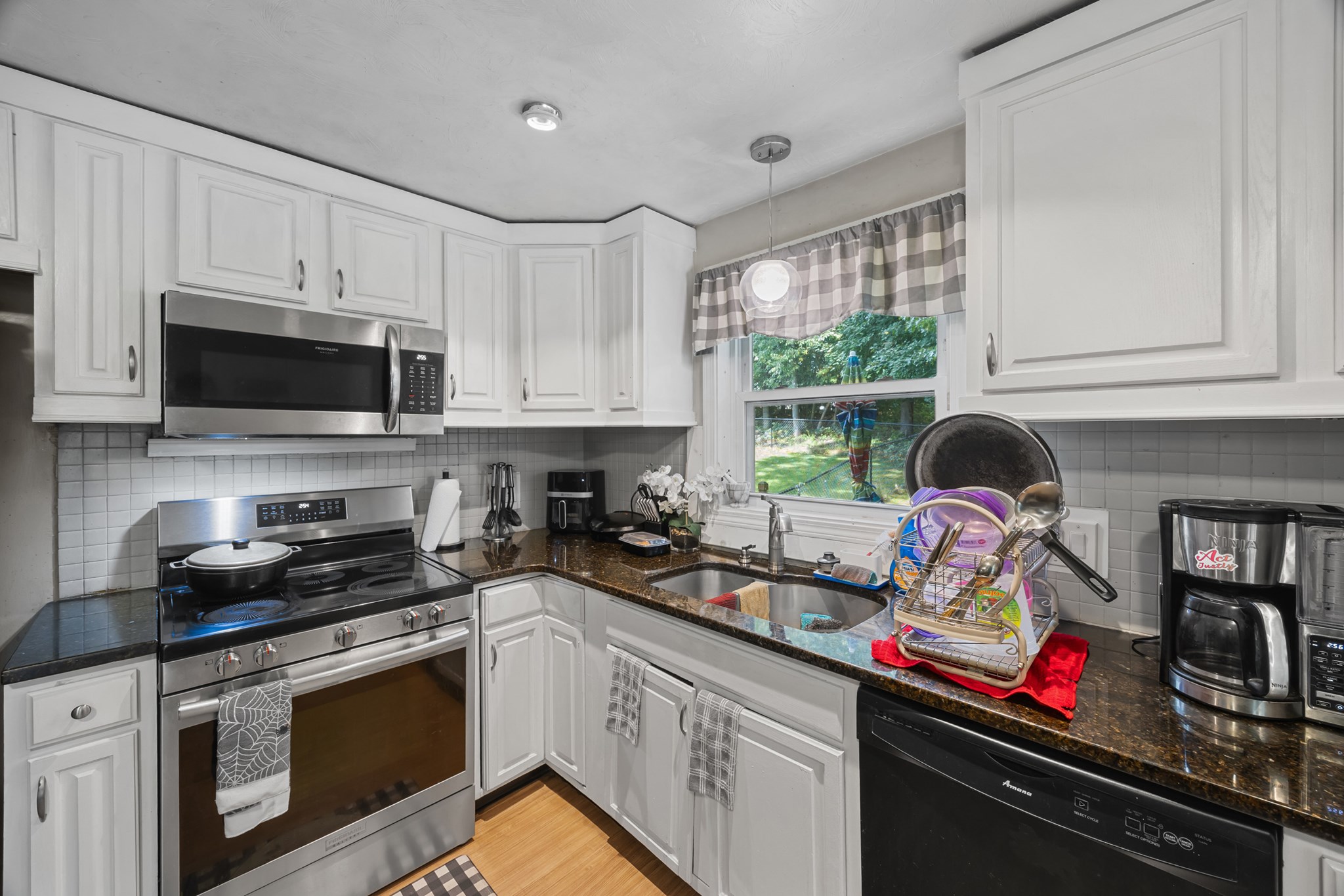 133 Commonwealth Ave # B
