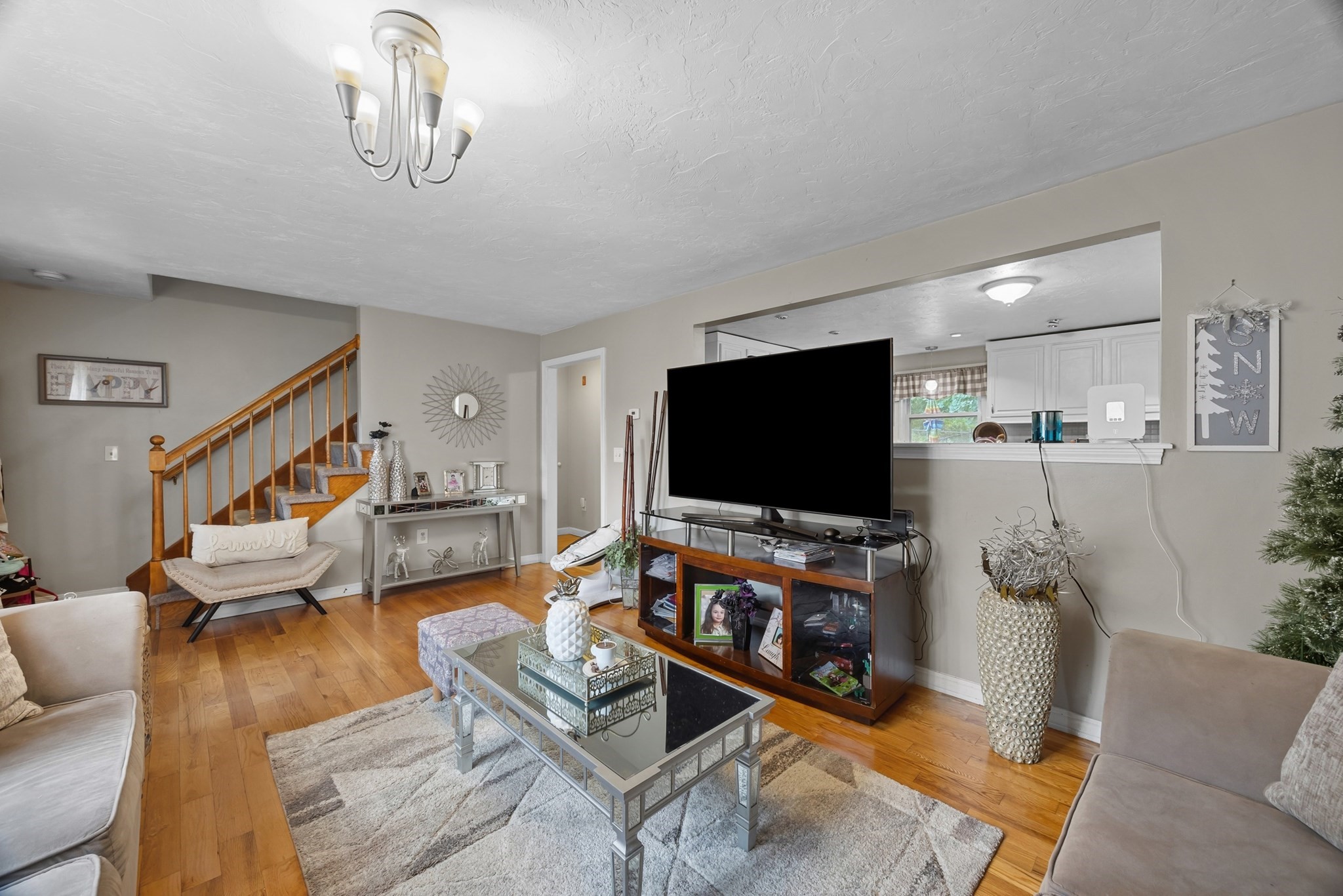 133 Commonwealth Ave # B