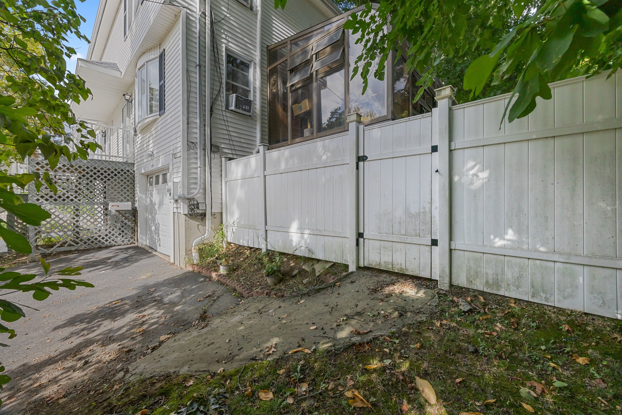 133 Commonwealth Ave # B