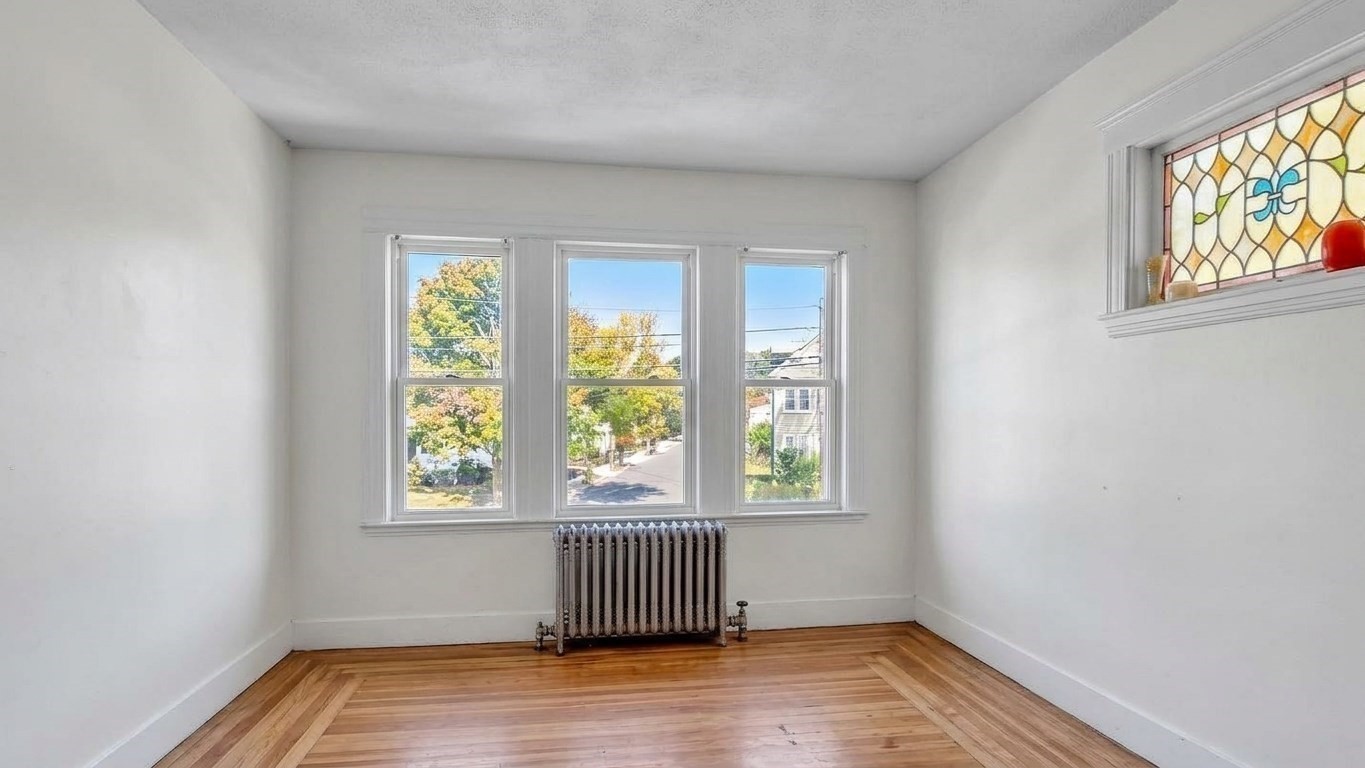 745/ 747 Mount Auburn St