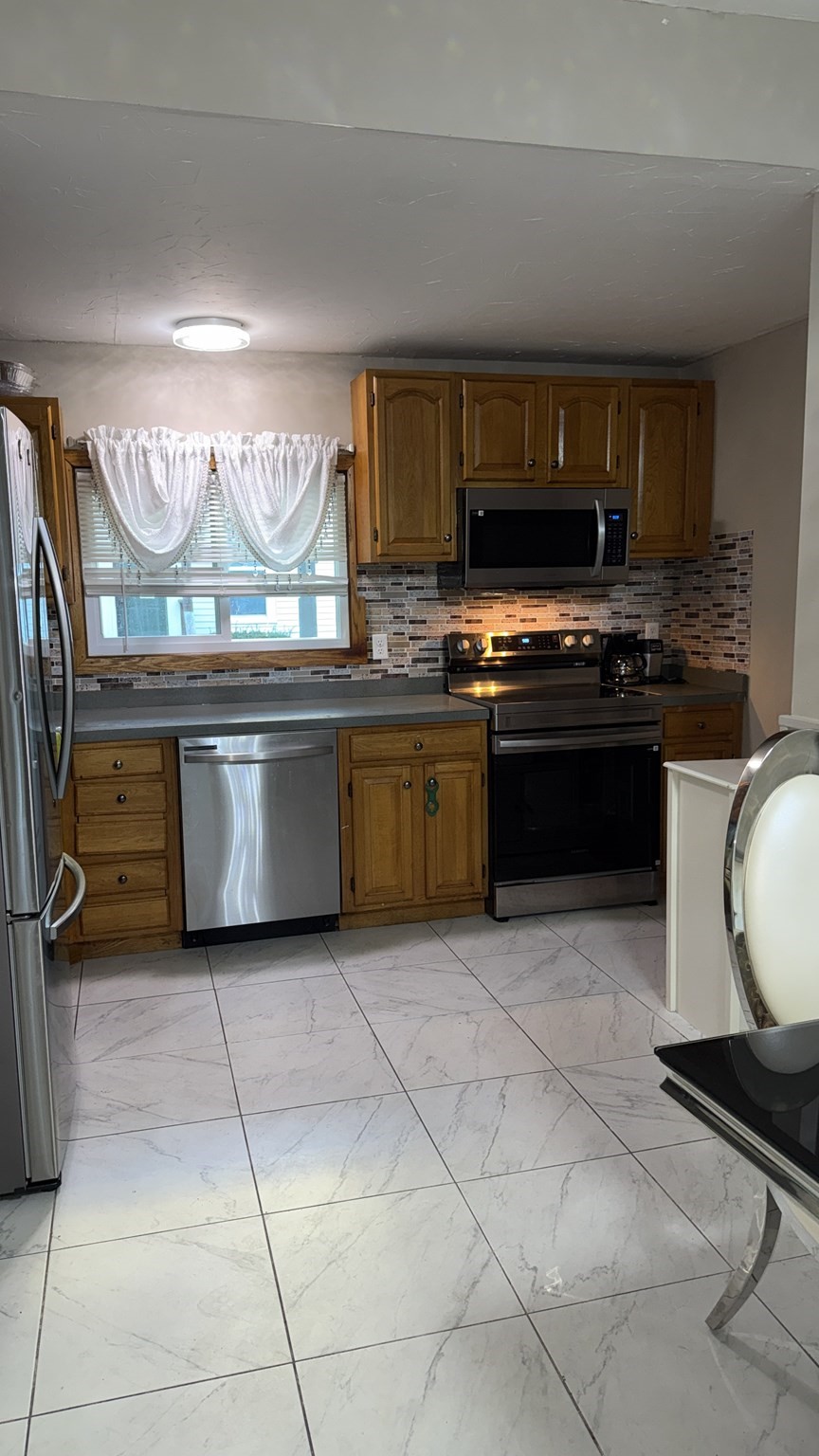 30 Riverview St # 1