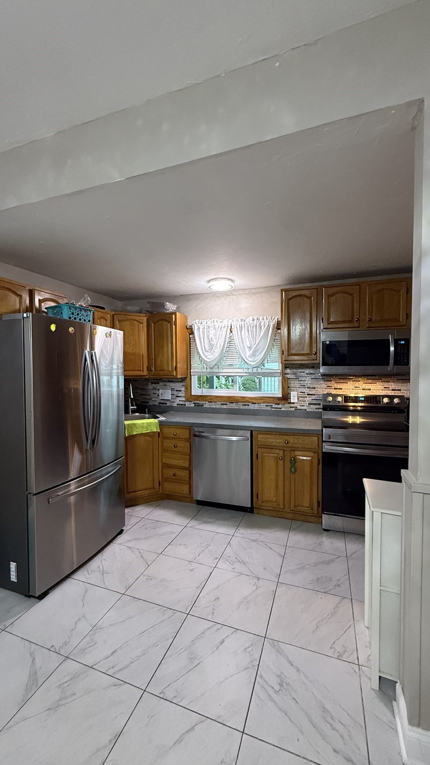 30 Riverview St # 1