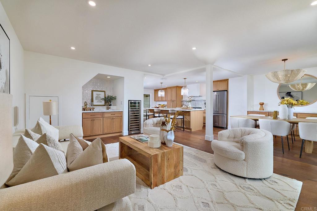4051 Avenida Brisa