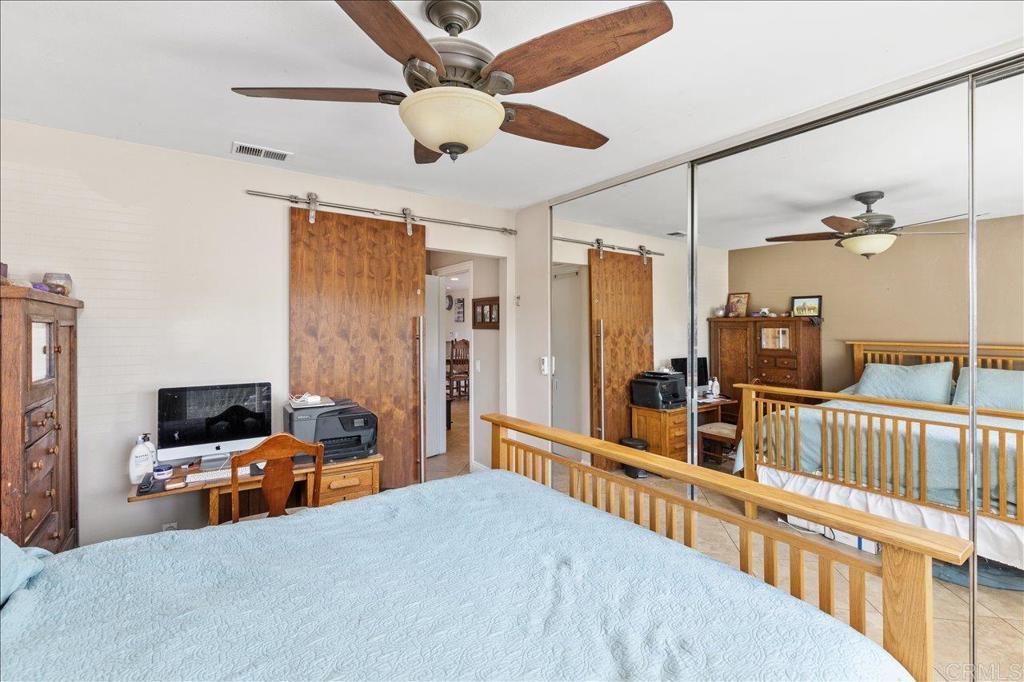 827 Bayberry Ct.