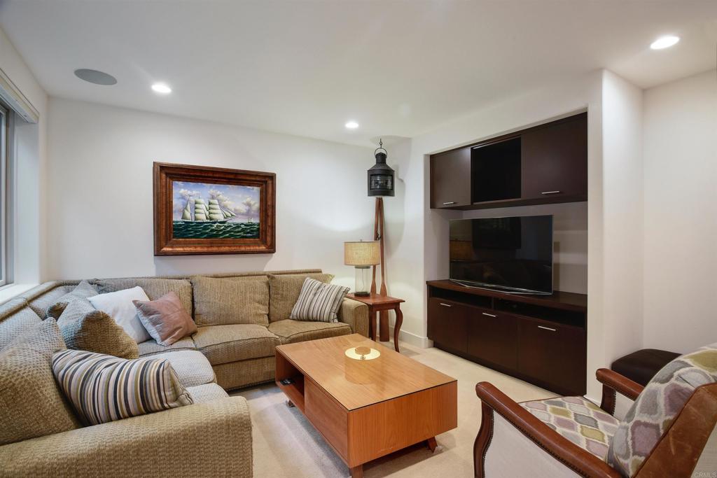 152 7th Street