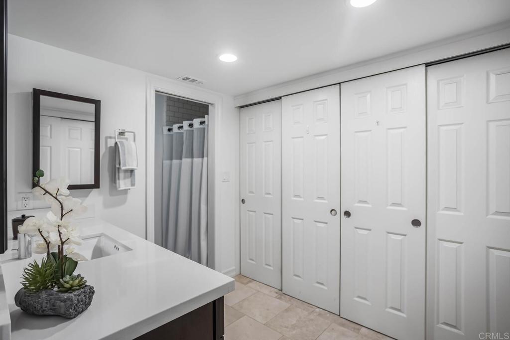 2203 Cameo Road